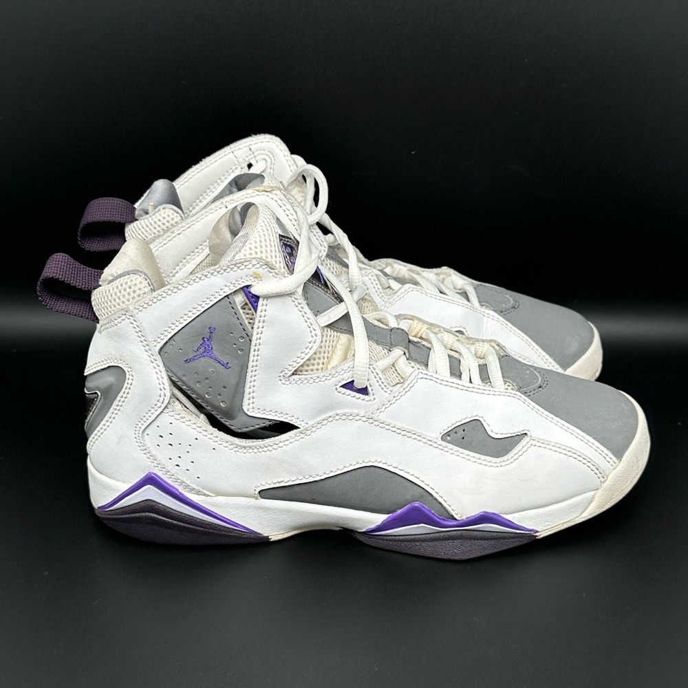 Jordan‎ True Flight White Grey Purple Basketball Shoes 342774-151 Mens Sz 7